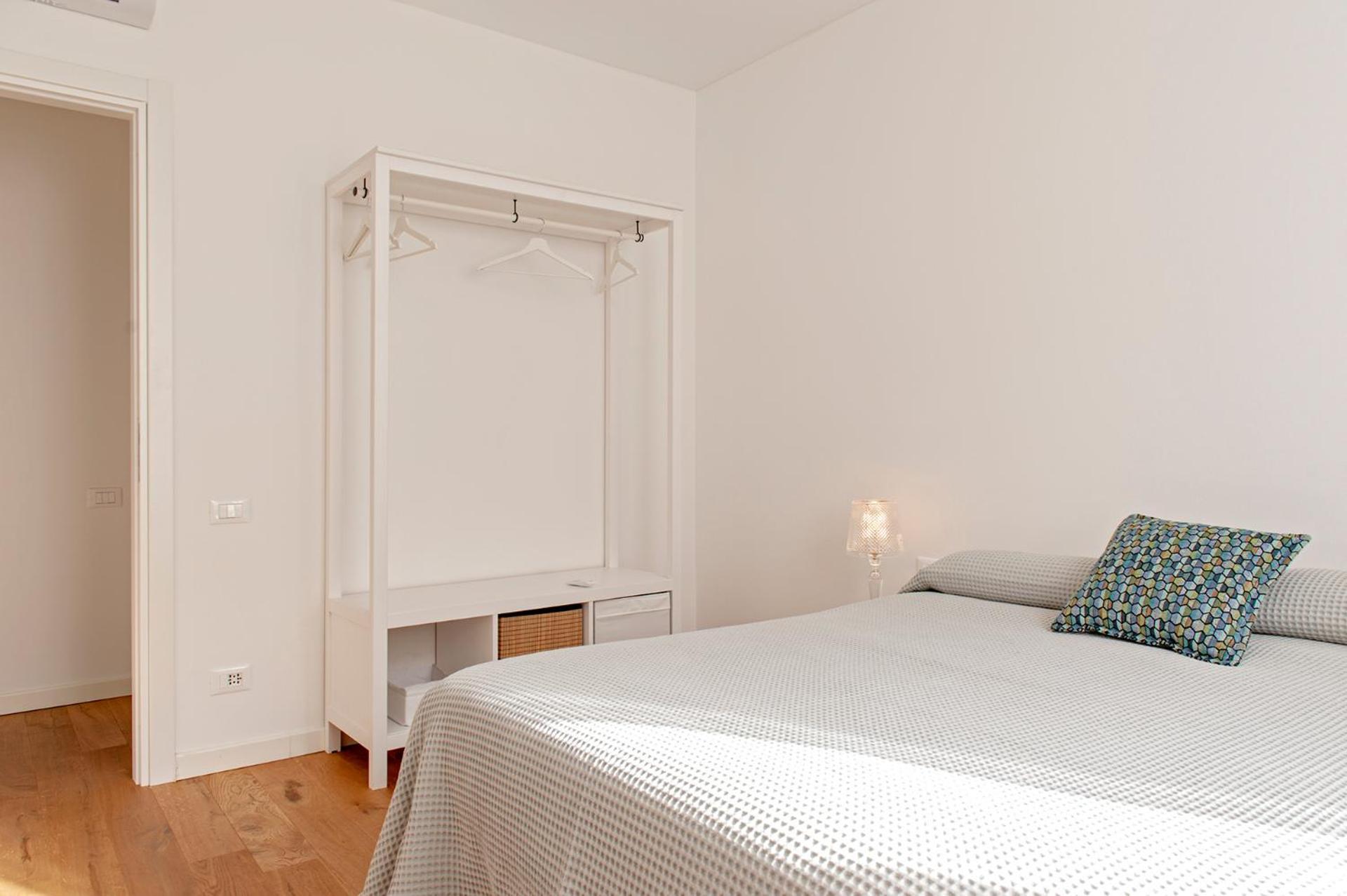 Waterfront Balcony I Grani 2 Resort Style Suite Ливорно Екстериор снимка